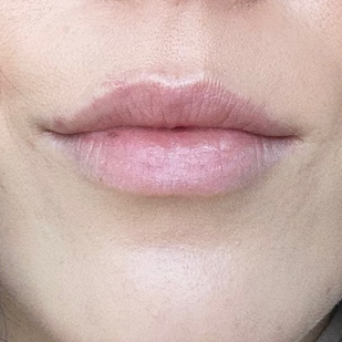 Aplícalo en tus labios